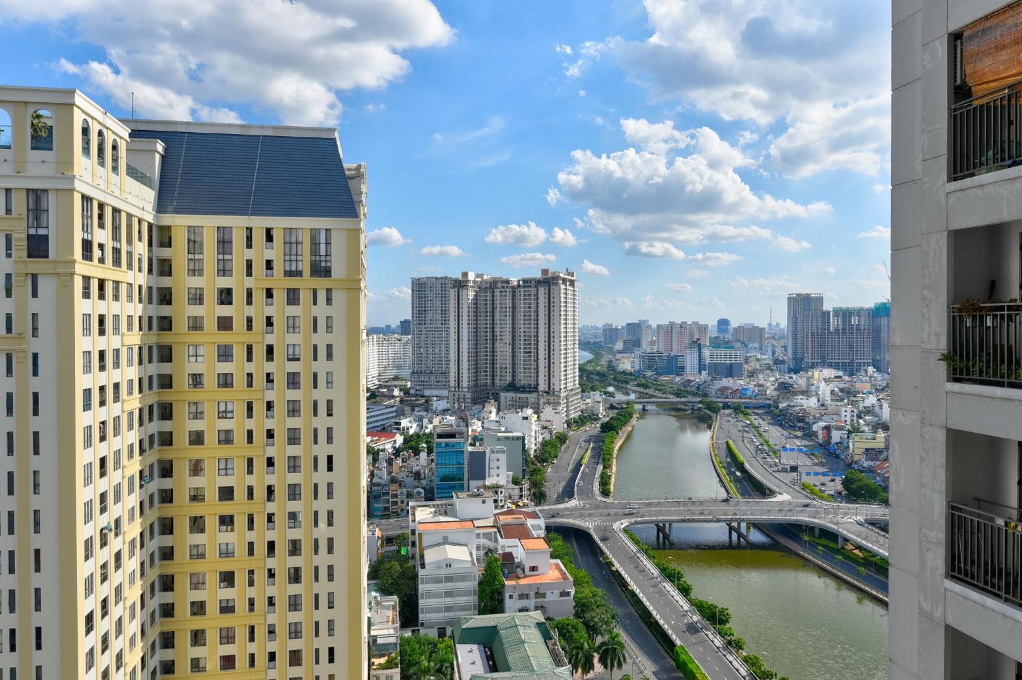 April Apartment Ho Chi Minh City Exterior photo